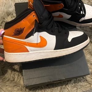 Air jordan 1s